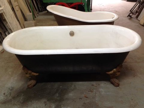 We have a lovely range of original reclaimed cast iron baths
