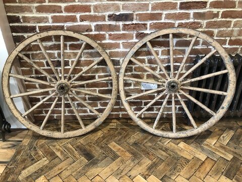 Beautiful pair of traditional cart wheels CW218