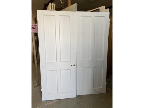 A pair of period room dividers RD24322