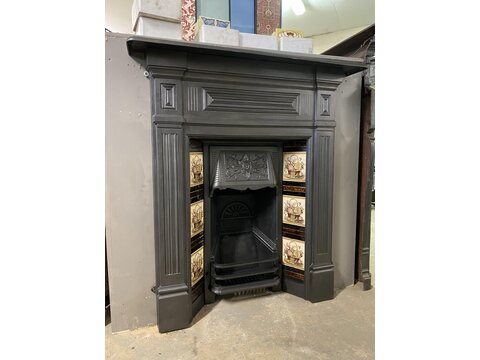 A Victorian / Edwardian cast iron fireplace FP197