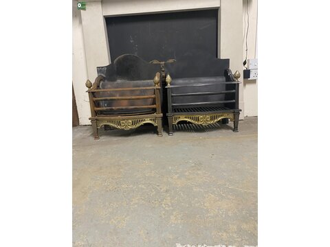 A pair of period fire baskets FB247