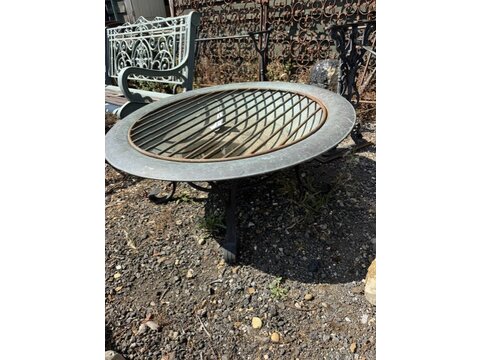 A Copper fire Pit with steel grill GP317