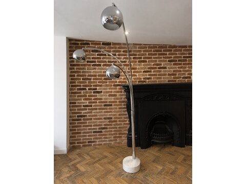 1970s Italian-Style Chrome Arc Floor Lamp &ndash; Prop Hire LA0209