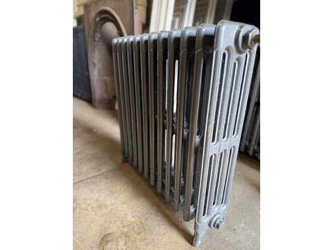 Reclaimed Dark Grey Cast Iron Radiator &ndash; 65 &times; 60 cm RD3526